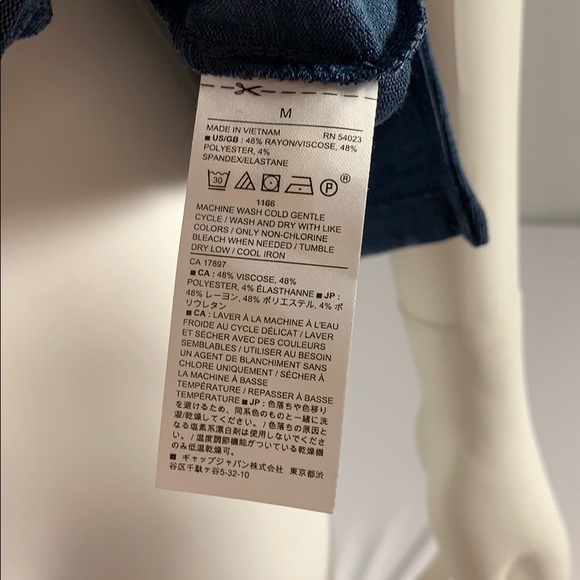 Banana Republic Cowl Neck Sleeveless Top NWT Med - Picture 6 of 6